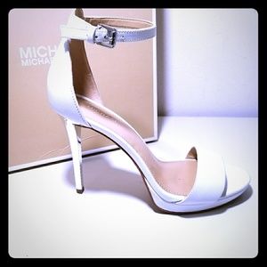 NwoT Michael Kors Hutton Sandal, Sz. 6